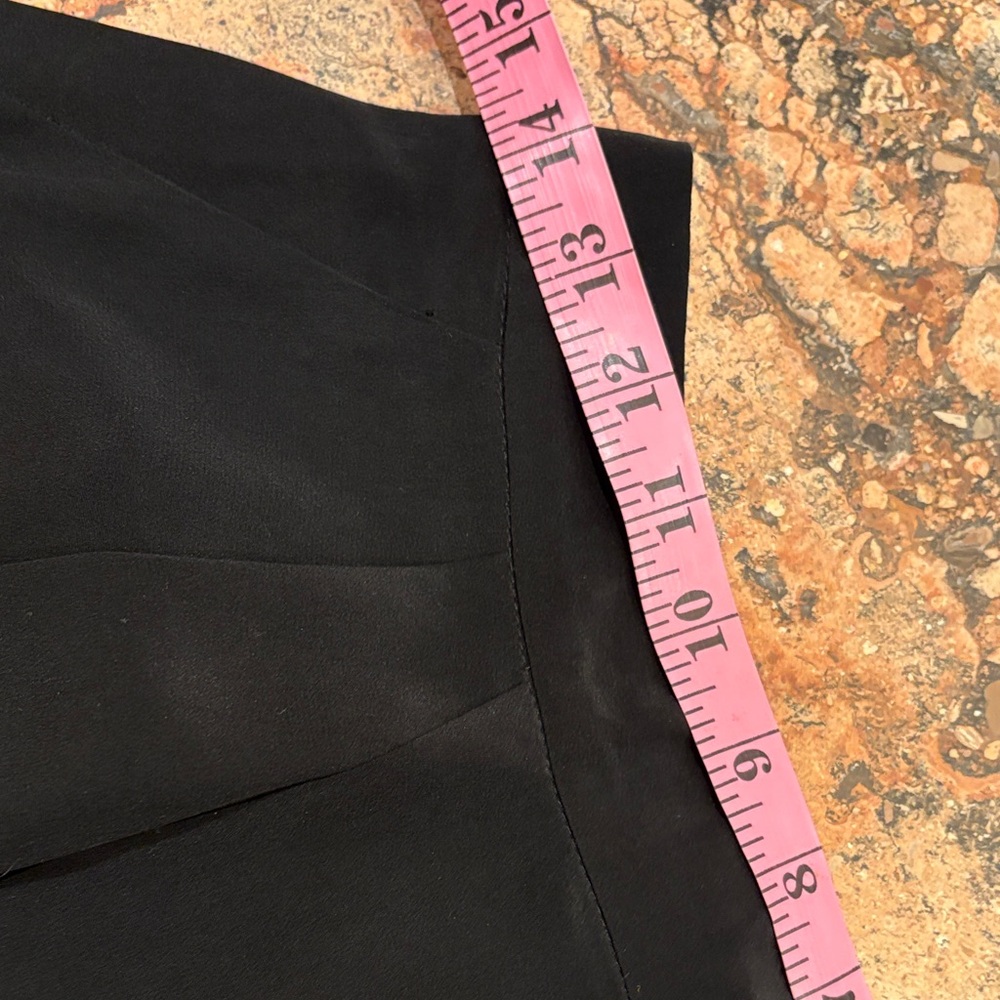 ZIMMERMAN size 1 (US 6) Black Pleated , with Pockets , 100% Silk Women's Shorts - Picture 6 of 9